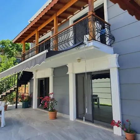 Hotel Nur & 3*
